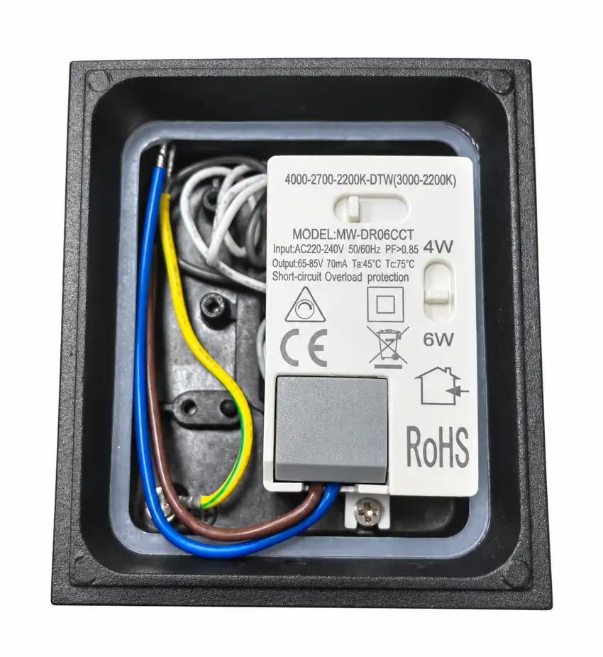 Open HS-WOD001-2W4C black housing showing the internal 4W and 6W power selector and four lighting-mode switches